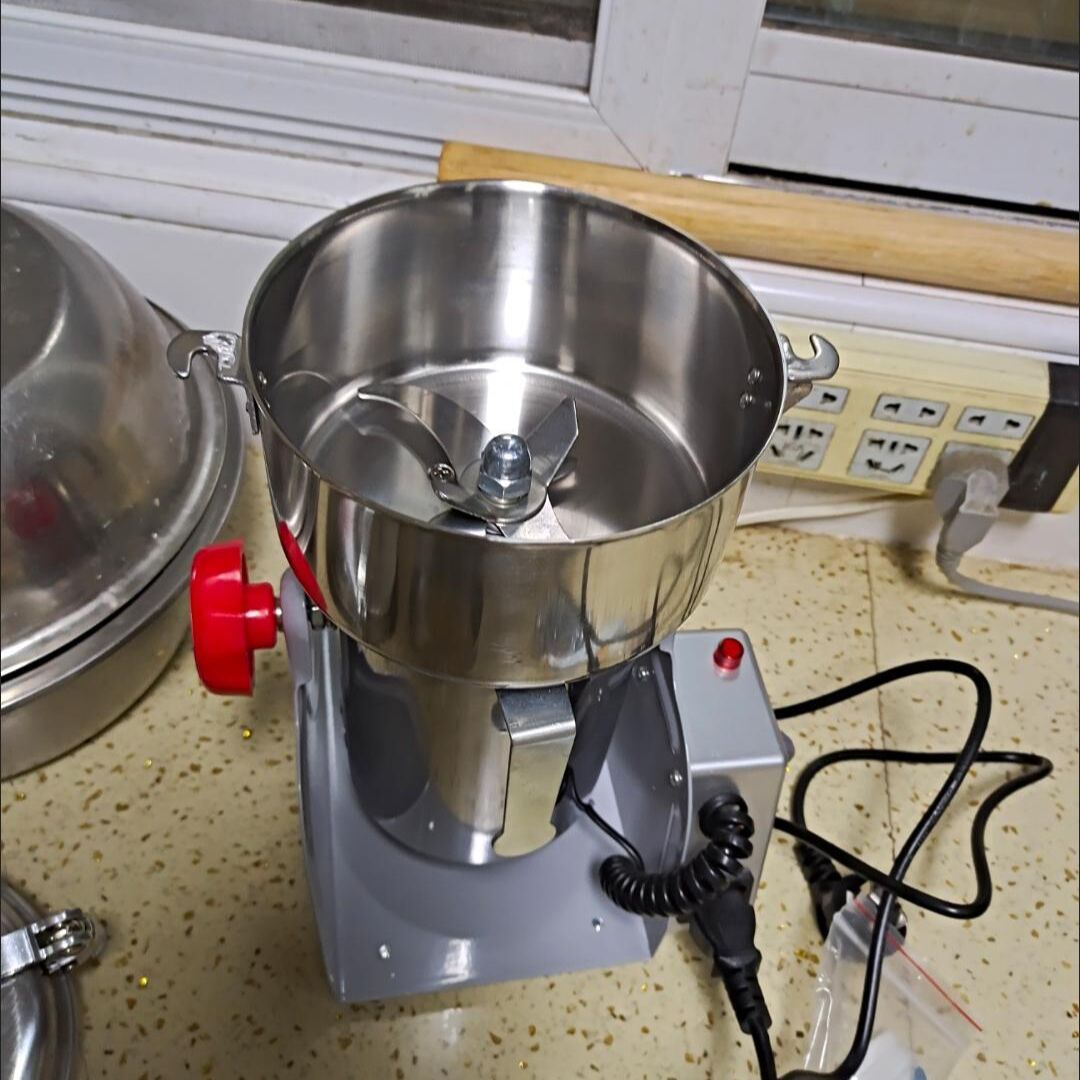 ハイパワー電動コーヒーグラインダー キッチンシリアルナッツ豆 - Electric Grain Mill 2500W のレビューと価格